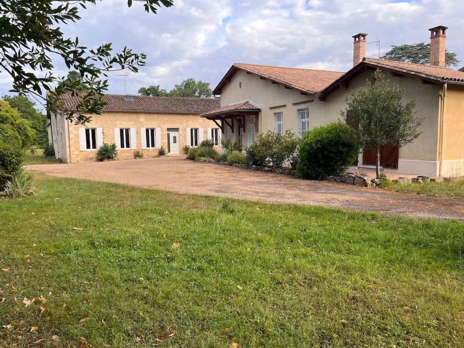 Domaine Clos Et Arbore De 3 Ha Avec Deux Maisons Lamothe-Montravel エクステリア 写真